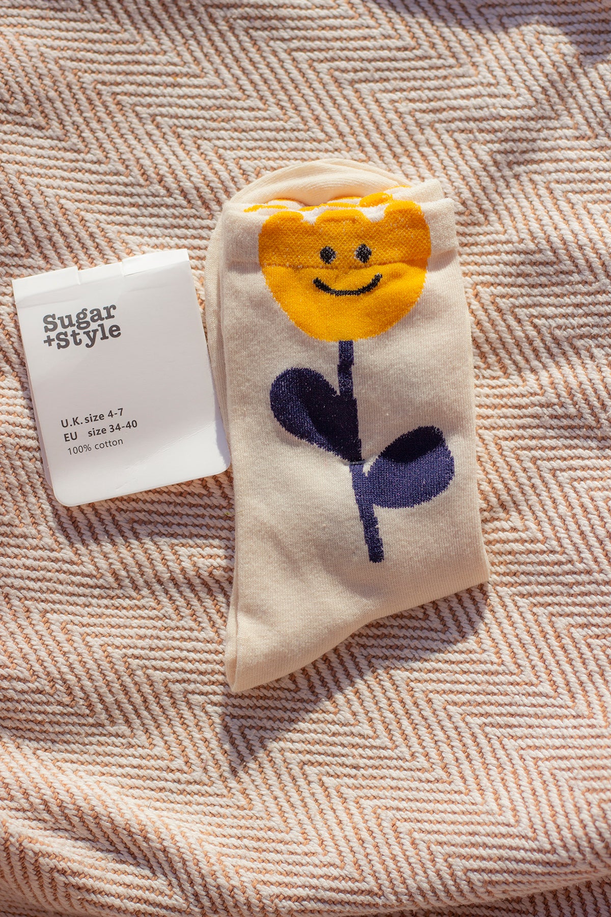 Flower Illustrated Ankle Top Socks - Sugar + Style