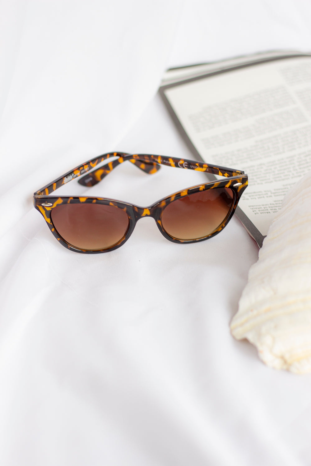 Squared Cat Eye Pin Detail Sunglasses - Sugar + Style