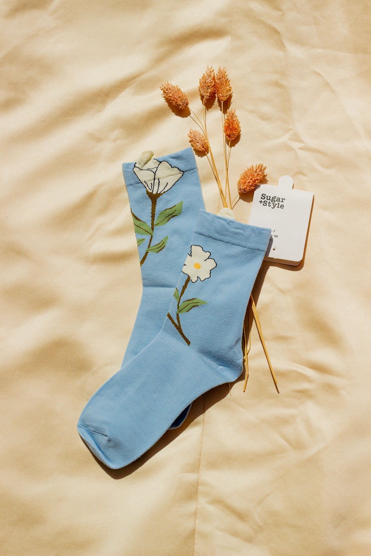 Flower Illustrated Ankle Top Socks - Sugar + Style