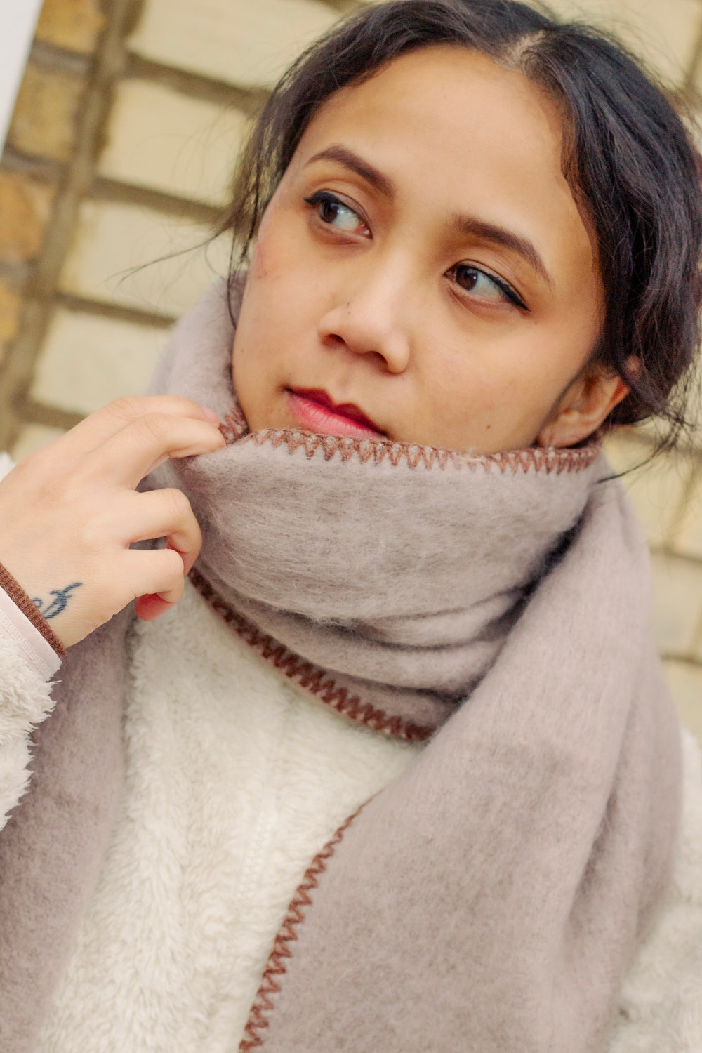 Top Stitch Edge Warm Wrap Scarf