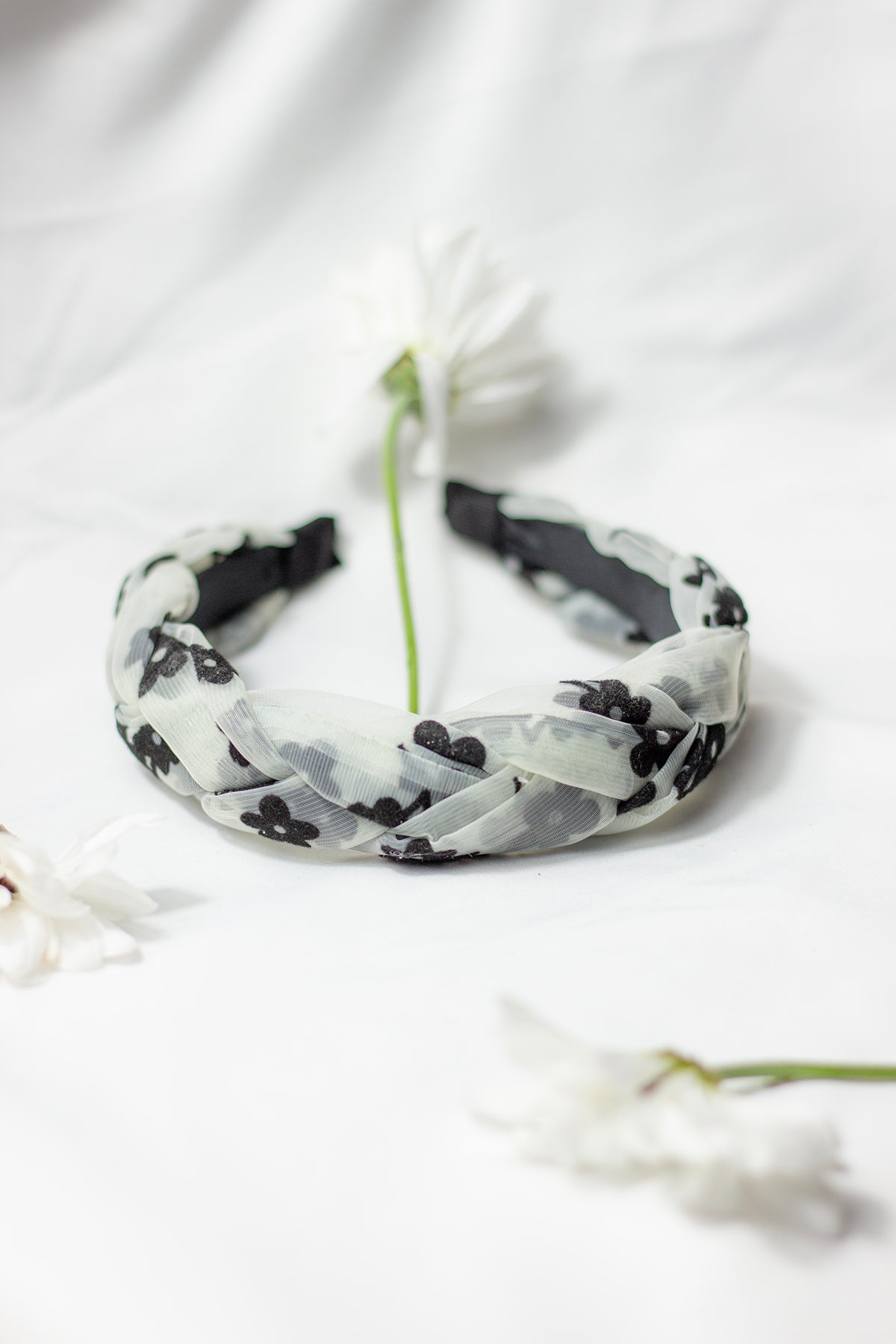 Netted Plaited Floral Headband - Sugar + Style
