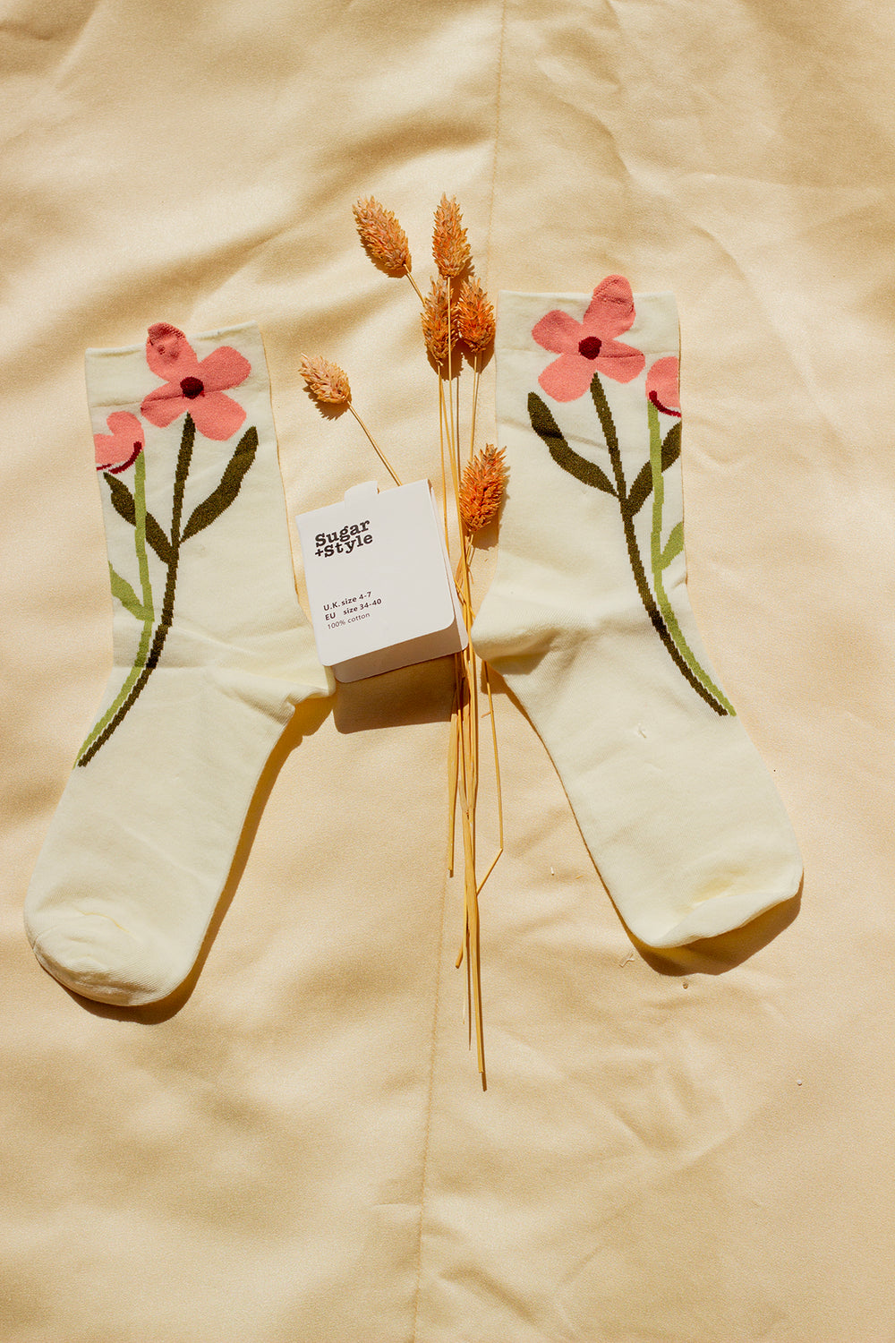 Flower Illustrated Ankle Top Socks - Sugar + Style