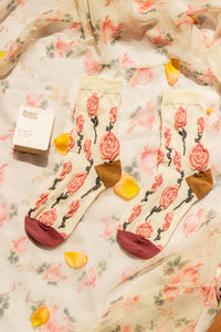 Rose Crinkle Flower Socks - Sugar + Style