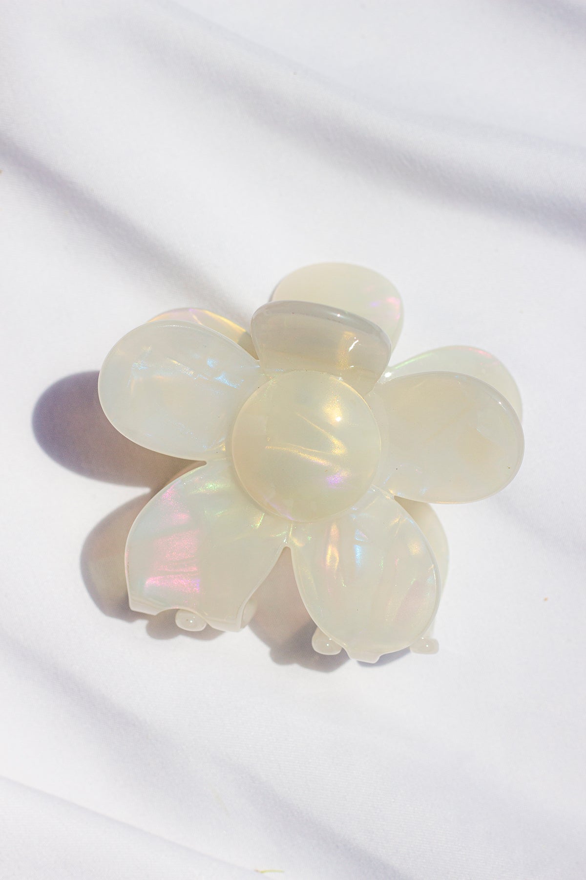 Shiny Flower Claw Hair Clip - Sugar + Style
