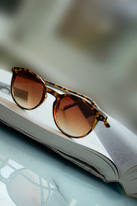 Thin Classic Round Retro Sunglasses - Sugar + Style