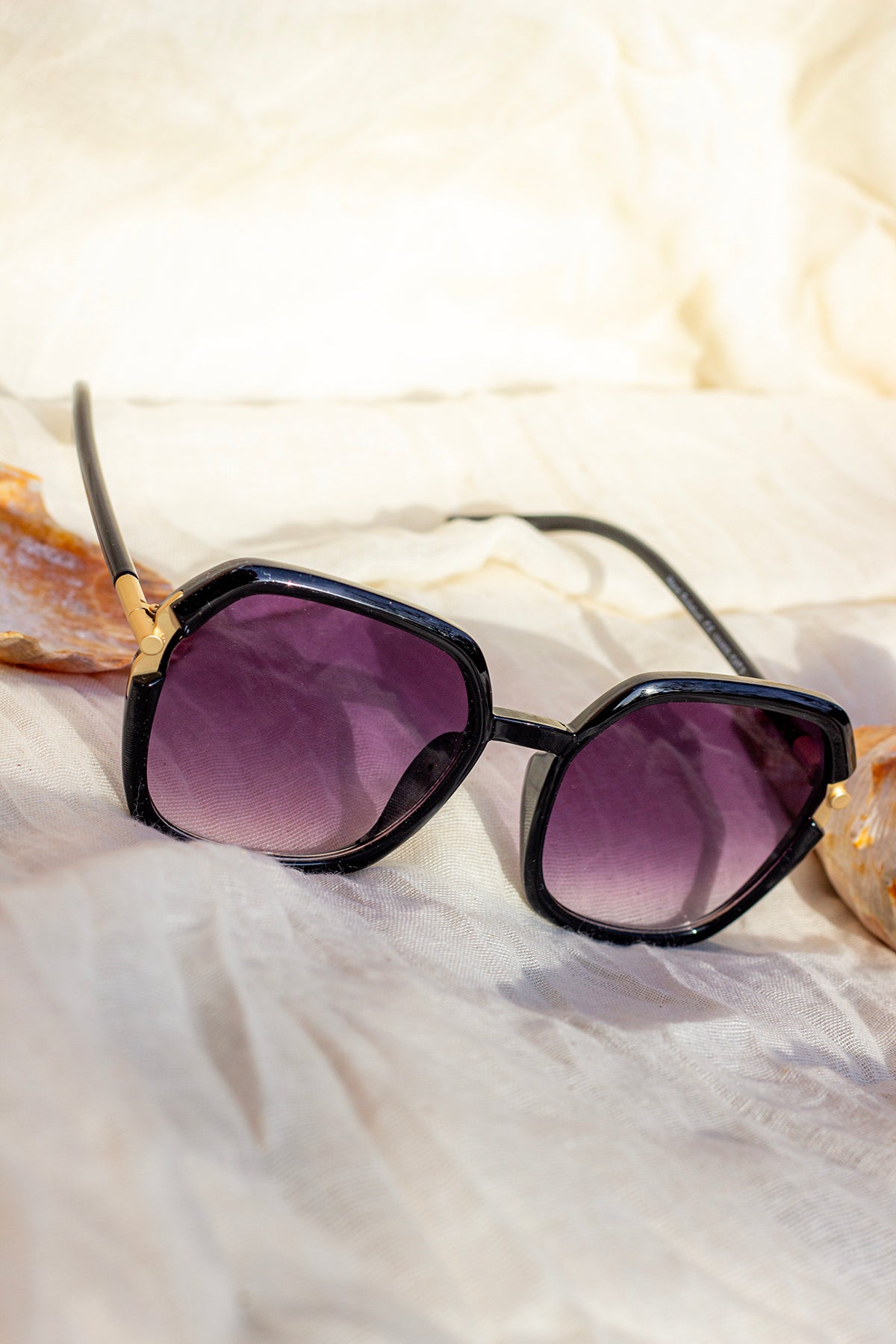 Sunglasses side online