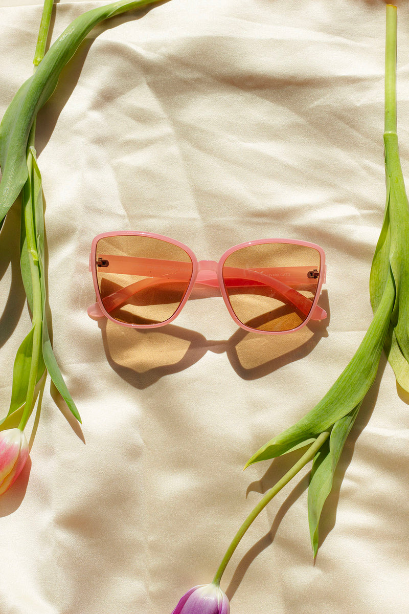 Thin Frame Butterfly Cat Eye Sunglasses - Sugar + Style