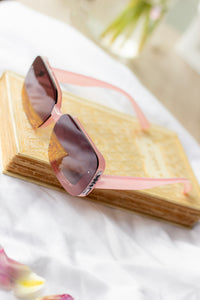 Rectangle Front Lens Side Texture Sunglasses - Sugar + Style