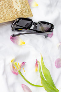 Rectangle Front Lens Side Texture Sunglasses - Sugar + Style