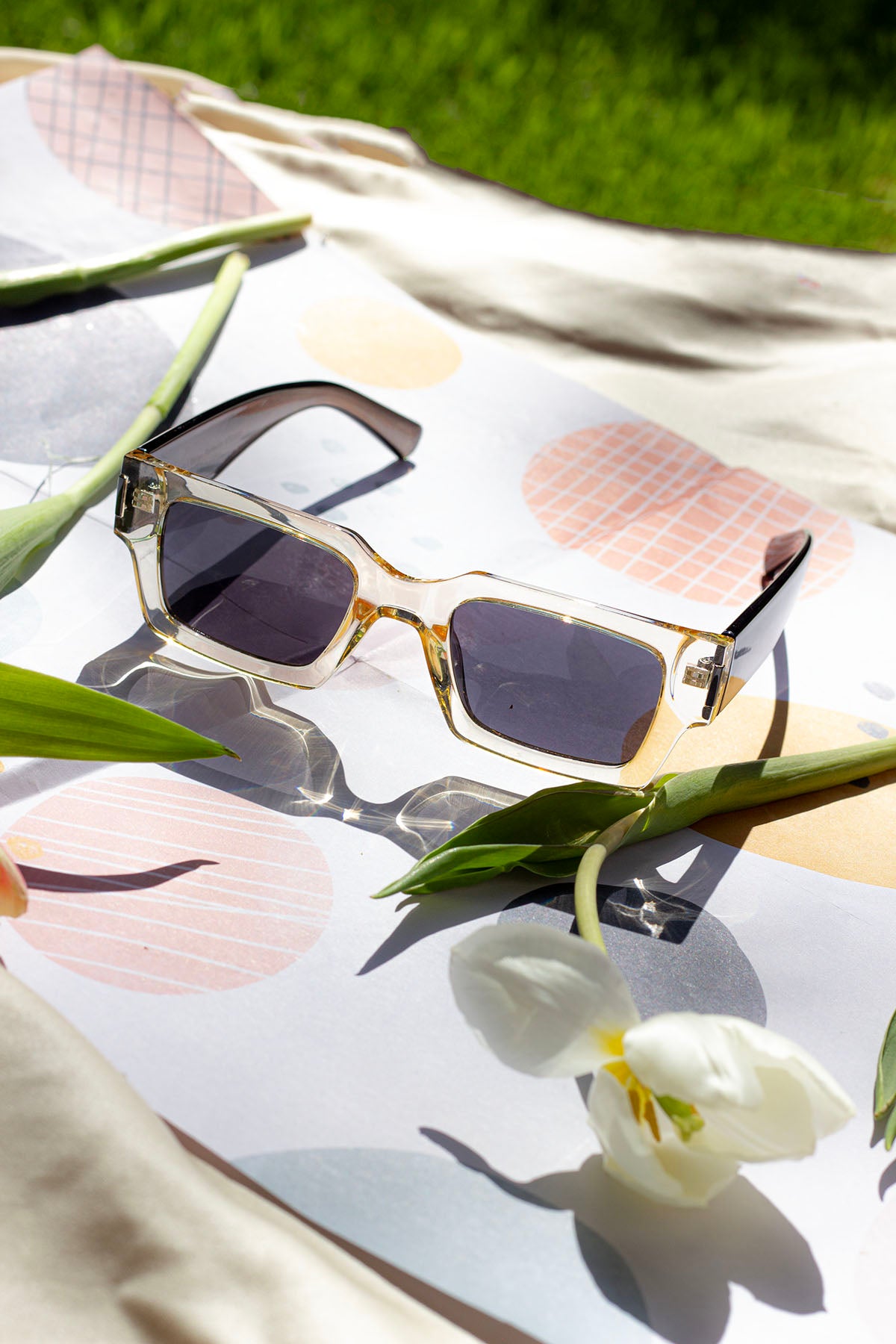 Thick Frame Mini Rectangle Sunglasses