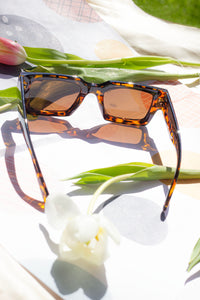 Thick Frame Mini Rectangle Sunglasses