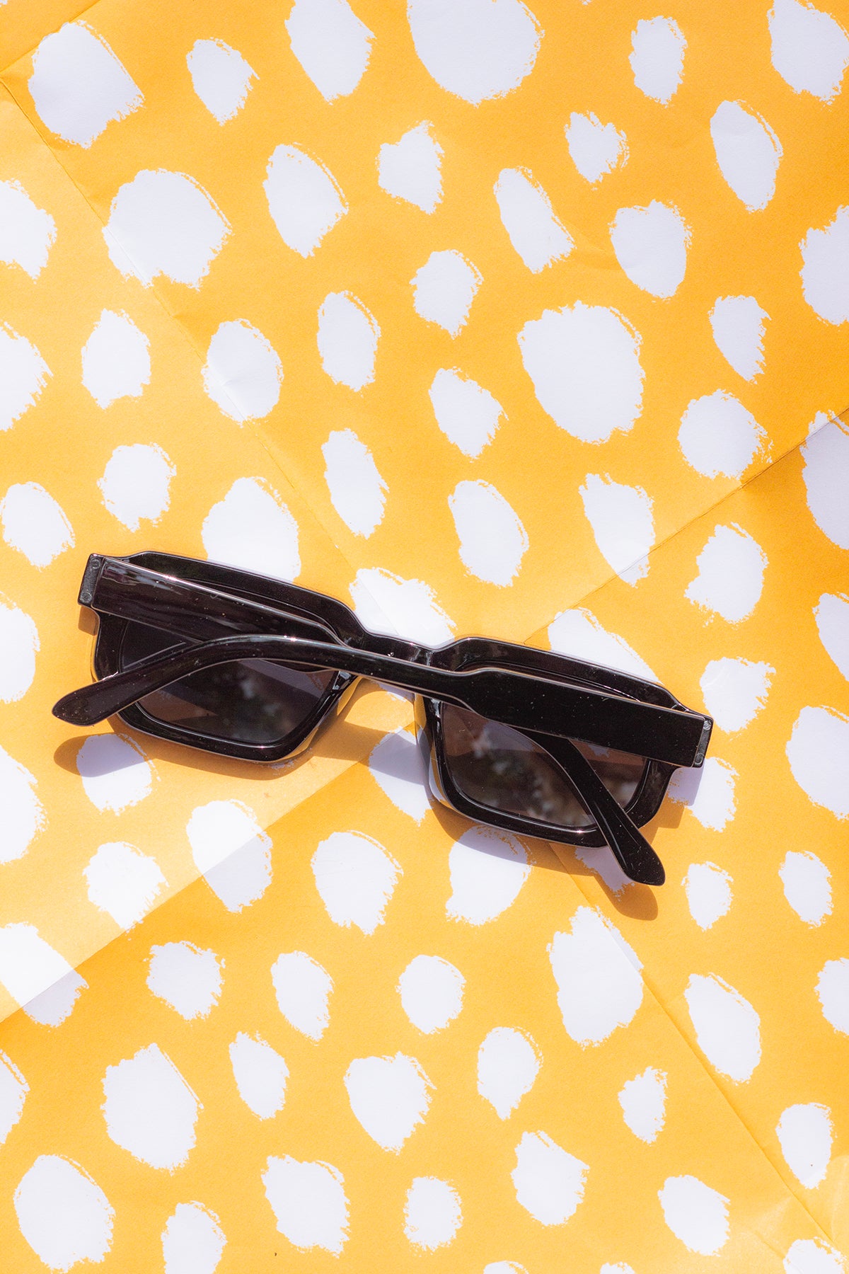 Rectangle Tube Frame Sunglasses - Sugar + Style