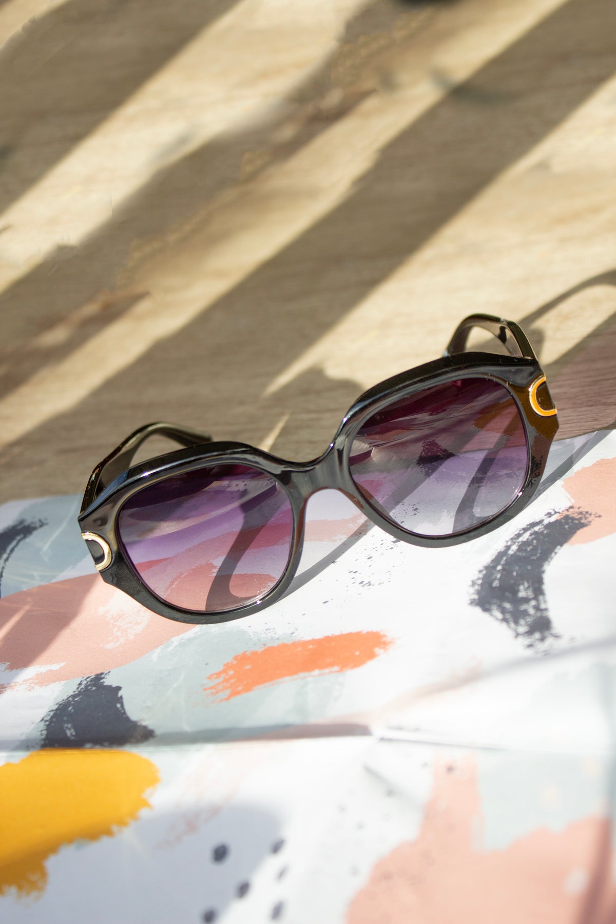 Circle Arm Detail Oversize Sunglasses - Sugar + Style