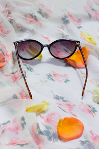 Delicate Large Cat Eye Sunglasses - Sugar + Style