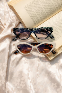 Thick Diamond Frame Sunglasses - Sugar + Style