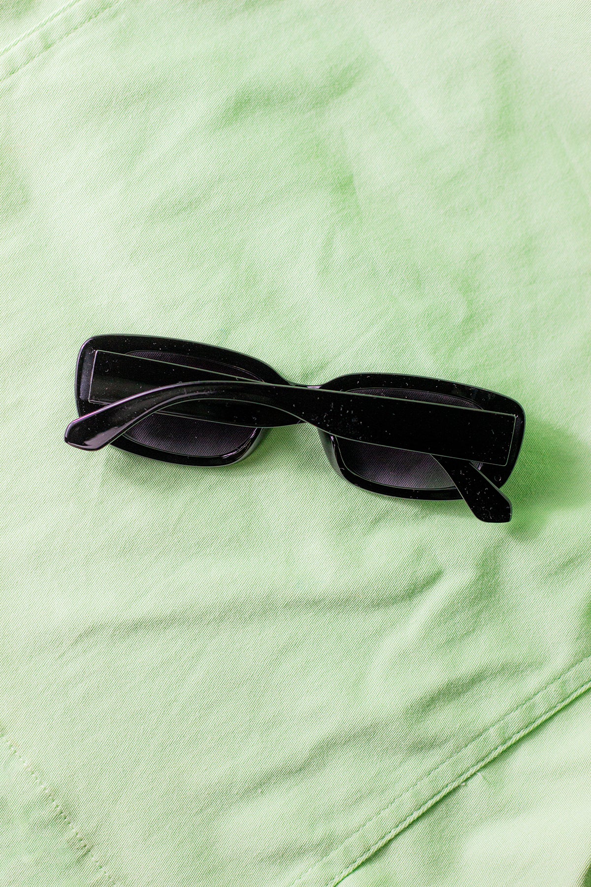 Rounded Rectangle 90s Look Sunglasses - Sugar + Style