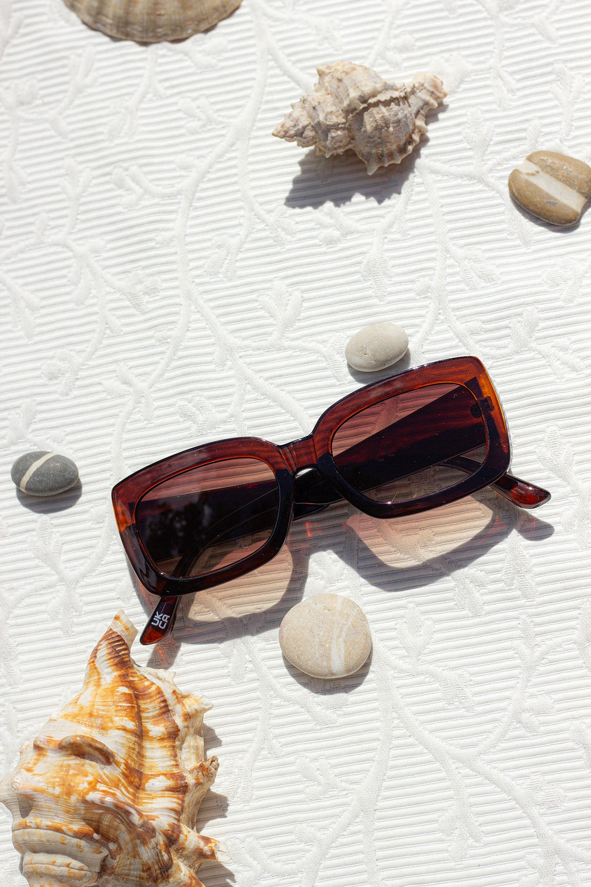 Rounded Rectangle Curved Sunglasses - Sugar + Style