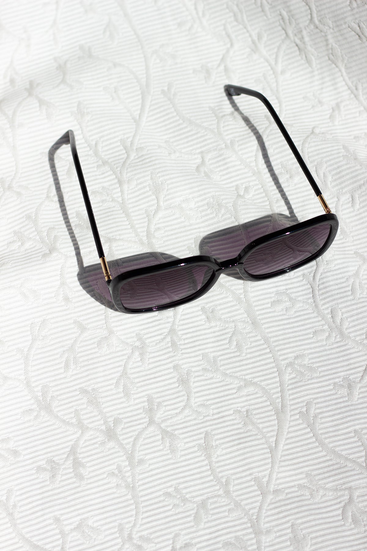 Elegant Rounded Square Sunglasses - Sugar + Style