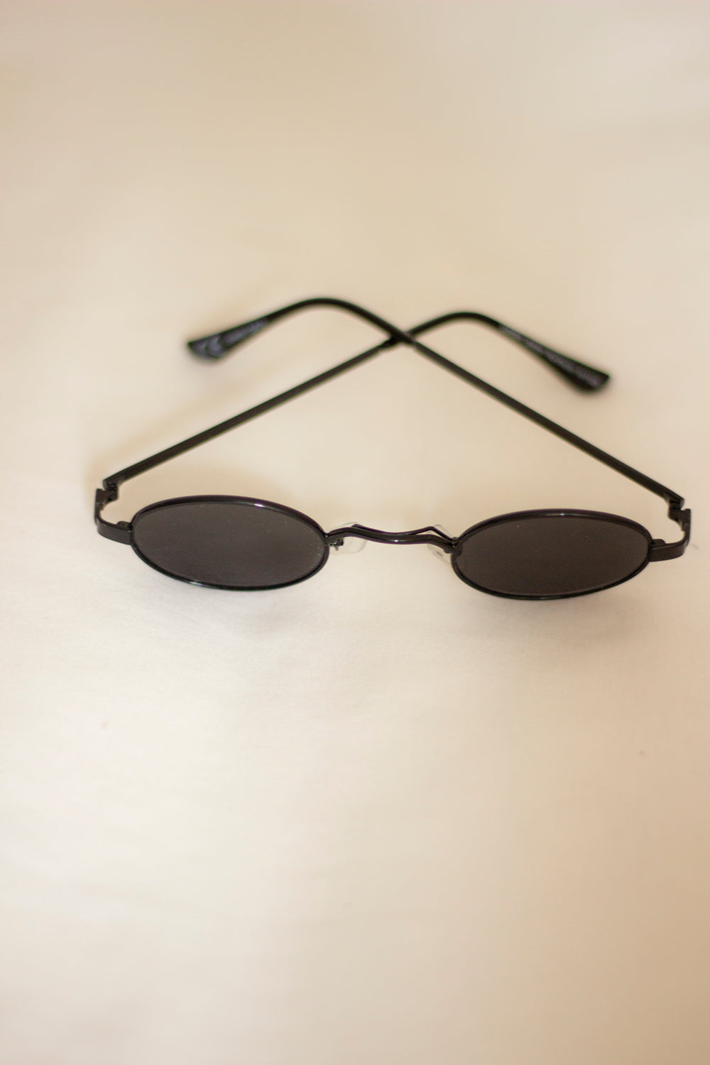 Retro Mini Oval Metal Sunglasses - Sugar + Style