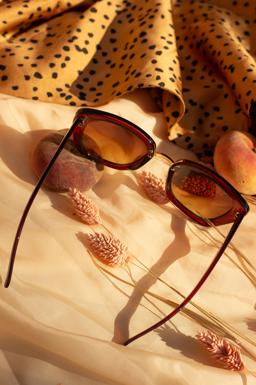 Chunky Weighted Cat Eye Sunglasses With Gold Bar Middle - Sugar + Style