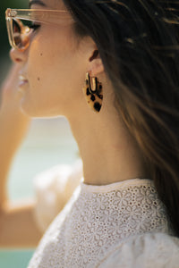 Marble Rounded Dagger Earrings - Sugar + Style