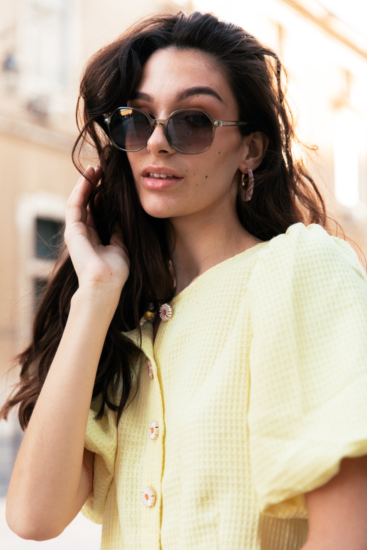 Oversized Rounded Square Point Detail Sunglasses - Sugar + Style