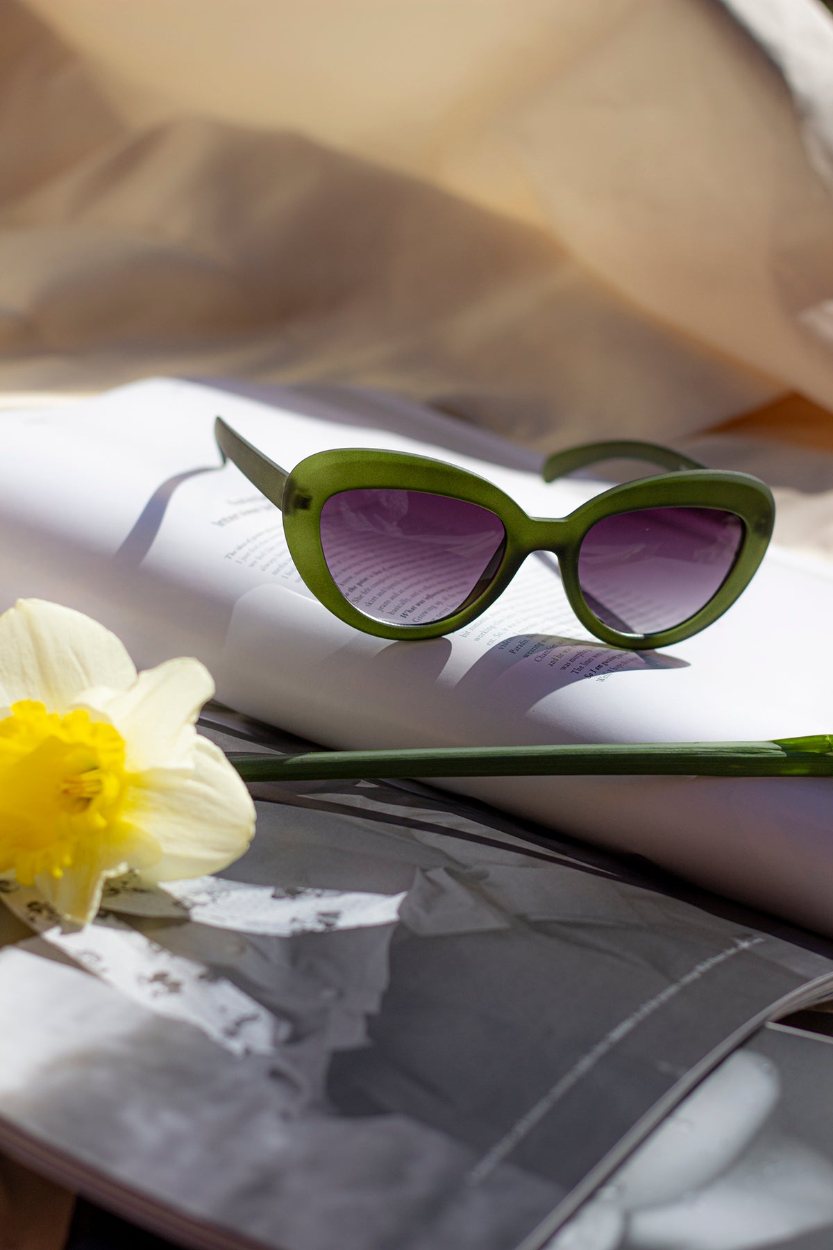 Weighted Oval Cat Eye Sunglasses - Sugar + Style
