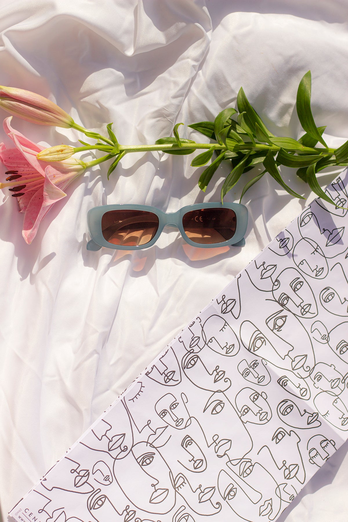 Rounded Rectangle 90s Look Sunglasses - Sugar + Style