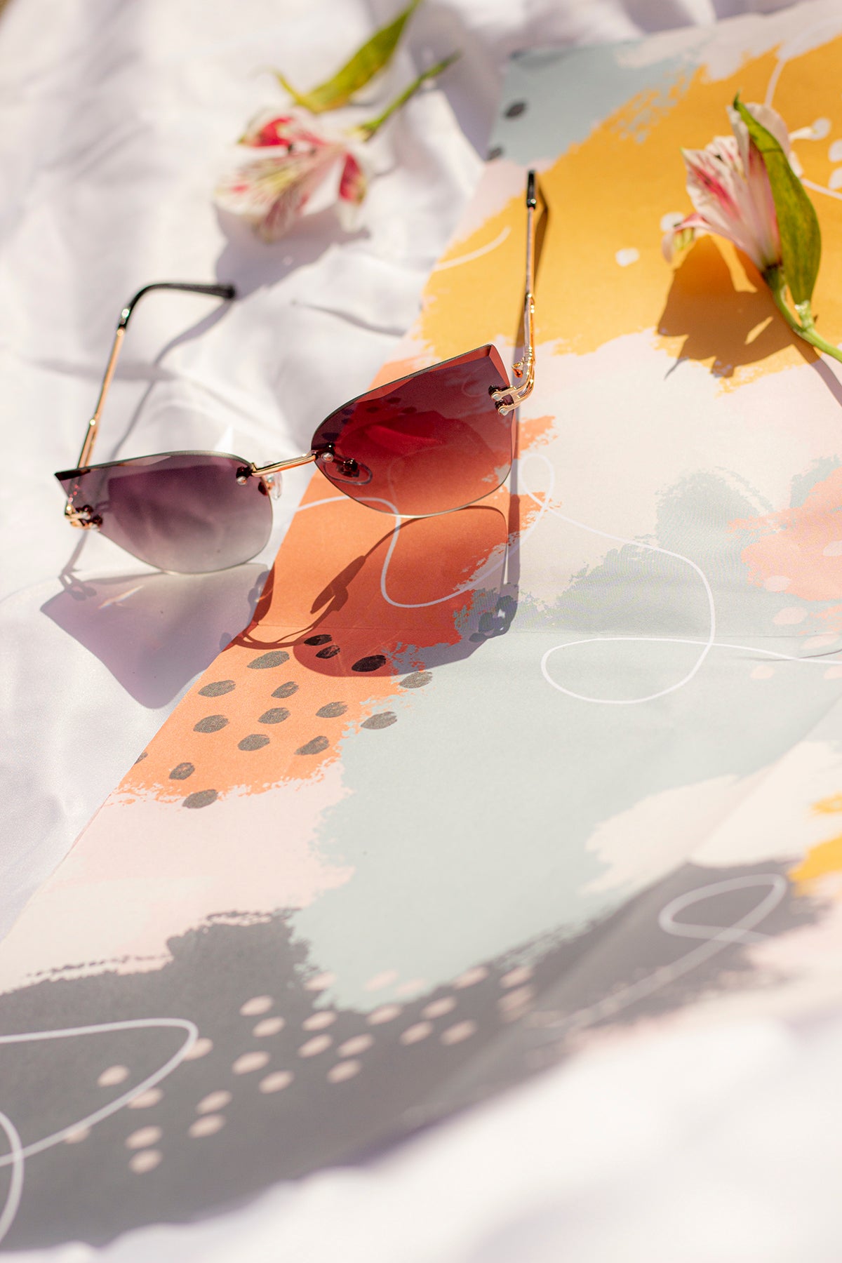 Gem Cut Rimless Cat Eye Sunglasses - Sugar + Style