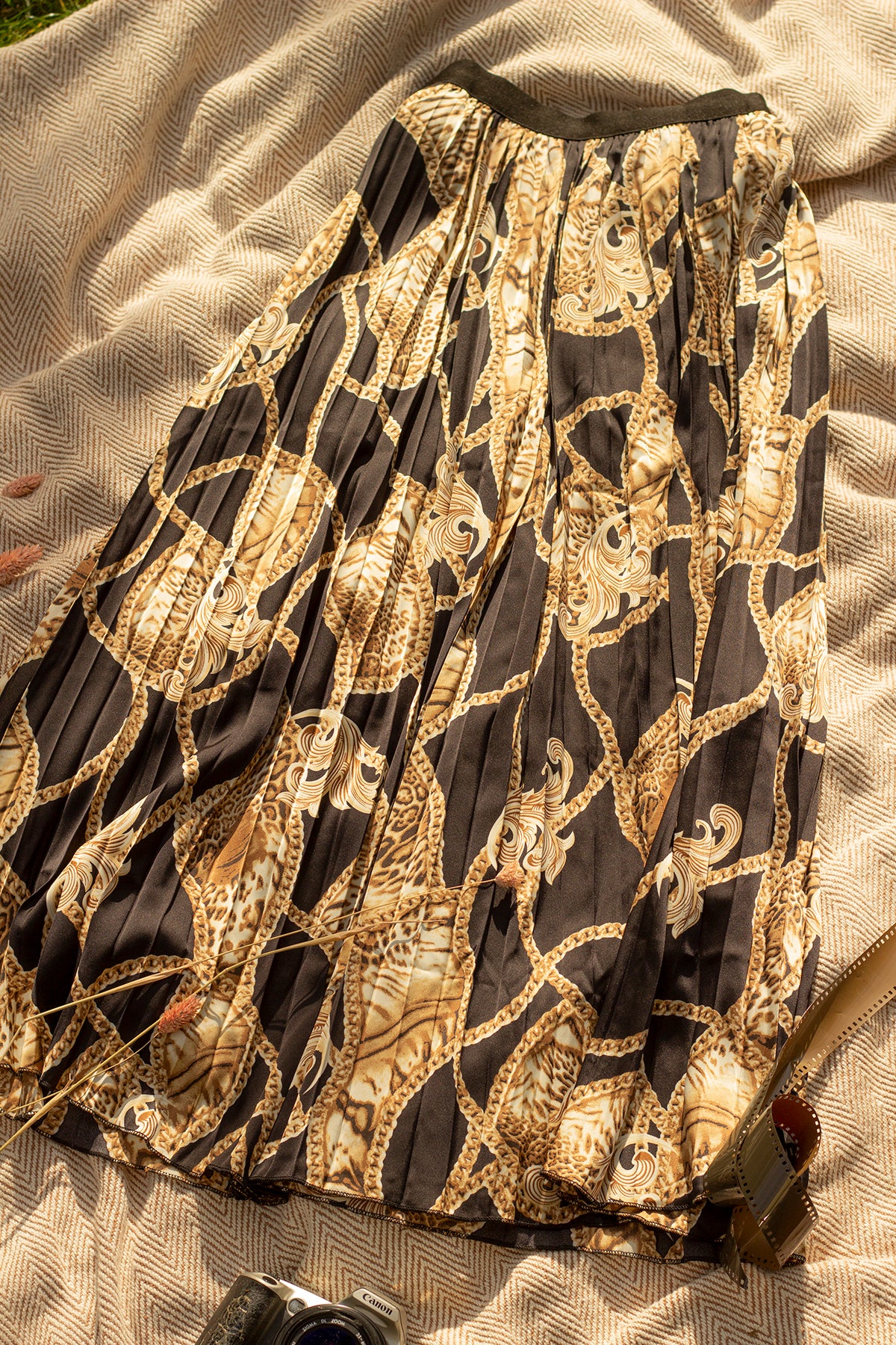 Chain Print Pleated Midi Skirt - Sugar + Style
