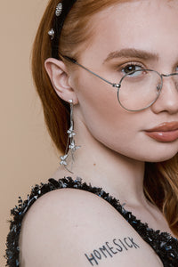 Thin Metal Frame Oval Frame Fashion Glasses - Sugar + Style