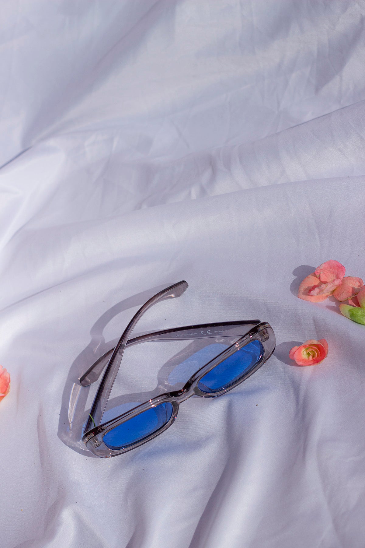 Rounded Rectangle 90s Look Sunglasses - Sugar + Style