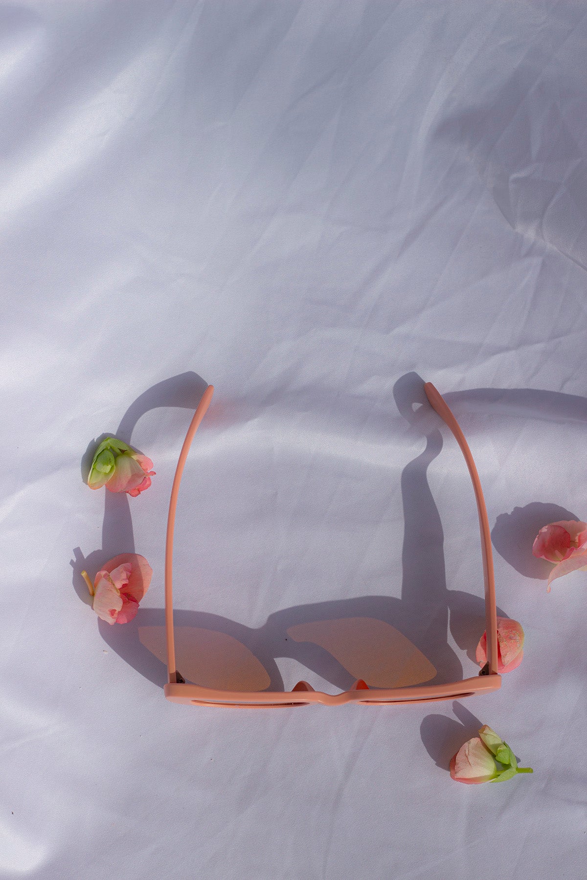 Rounded Rectangle 90s Look Sunglasses - Sugar + Style