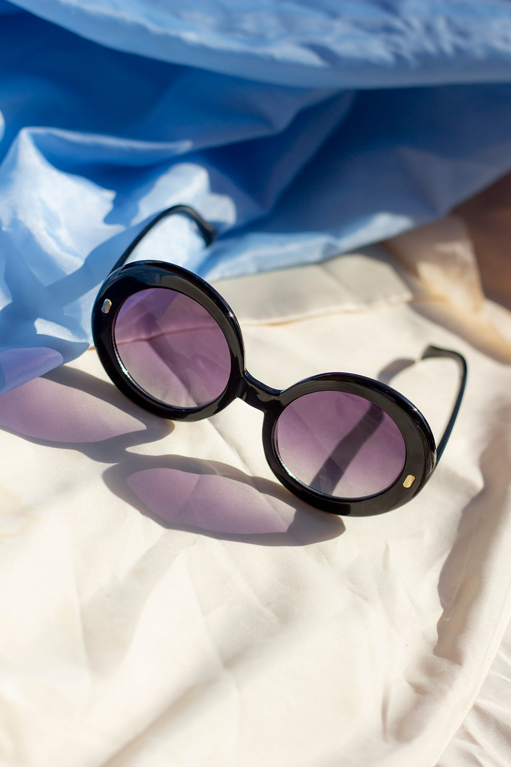 Oversized Statement Round Sunglasses - Sugar + Style